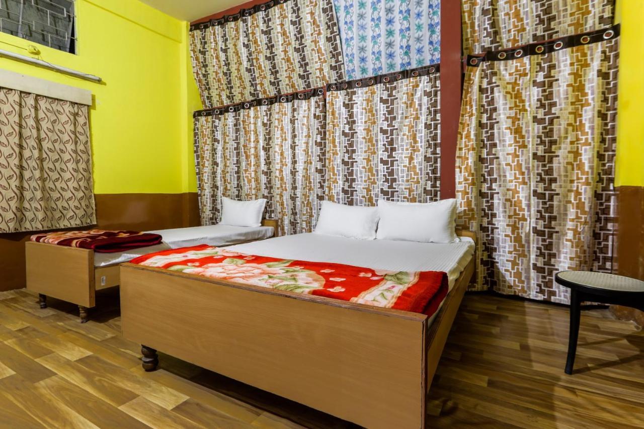 Oyo Hotel 43459 Oasis Lodge Jorhāt Kültér fotó