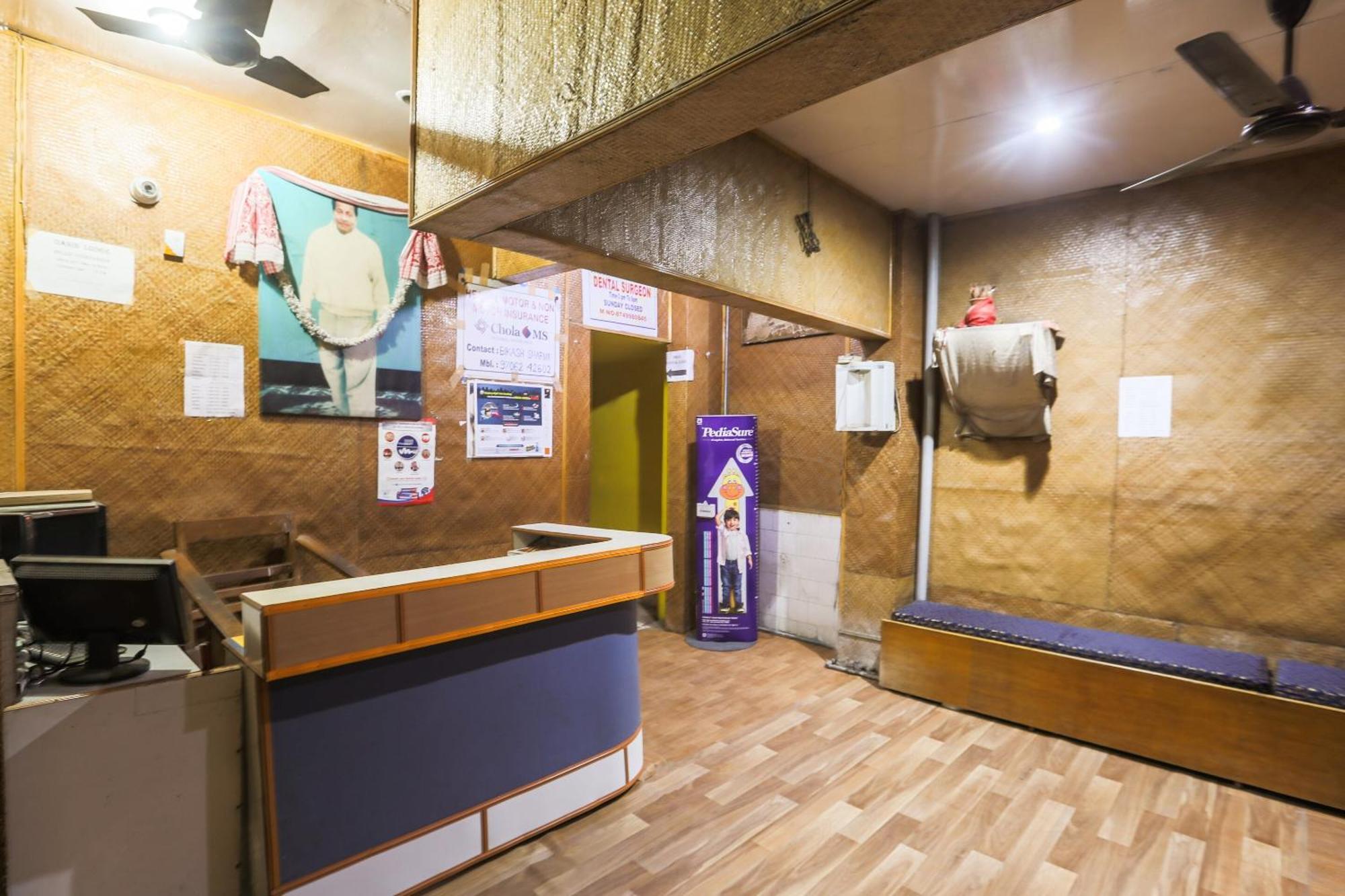 Oyo Hotel 43459 Oasis Lodge Jorhāt Kültér fotó